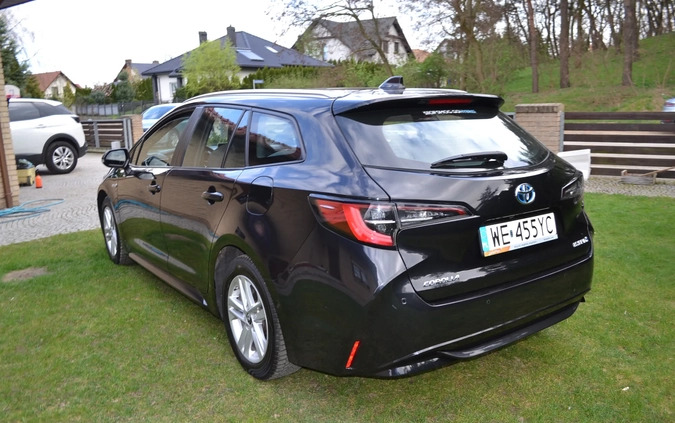 Toyota Corolla cena 74899 przebieg: 167650, rok produkcji 2019 z Sulęcin małe 46